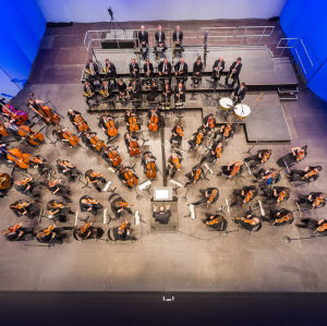 L'orchestre Les Siècles sur la scène du Festival Berlioz à La Côte St-André